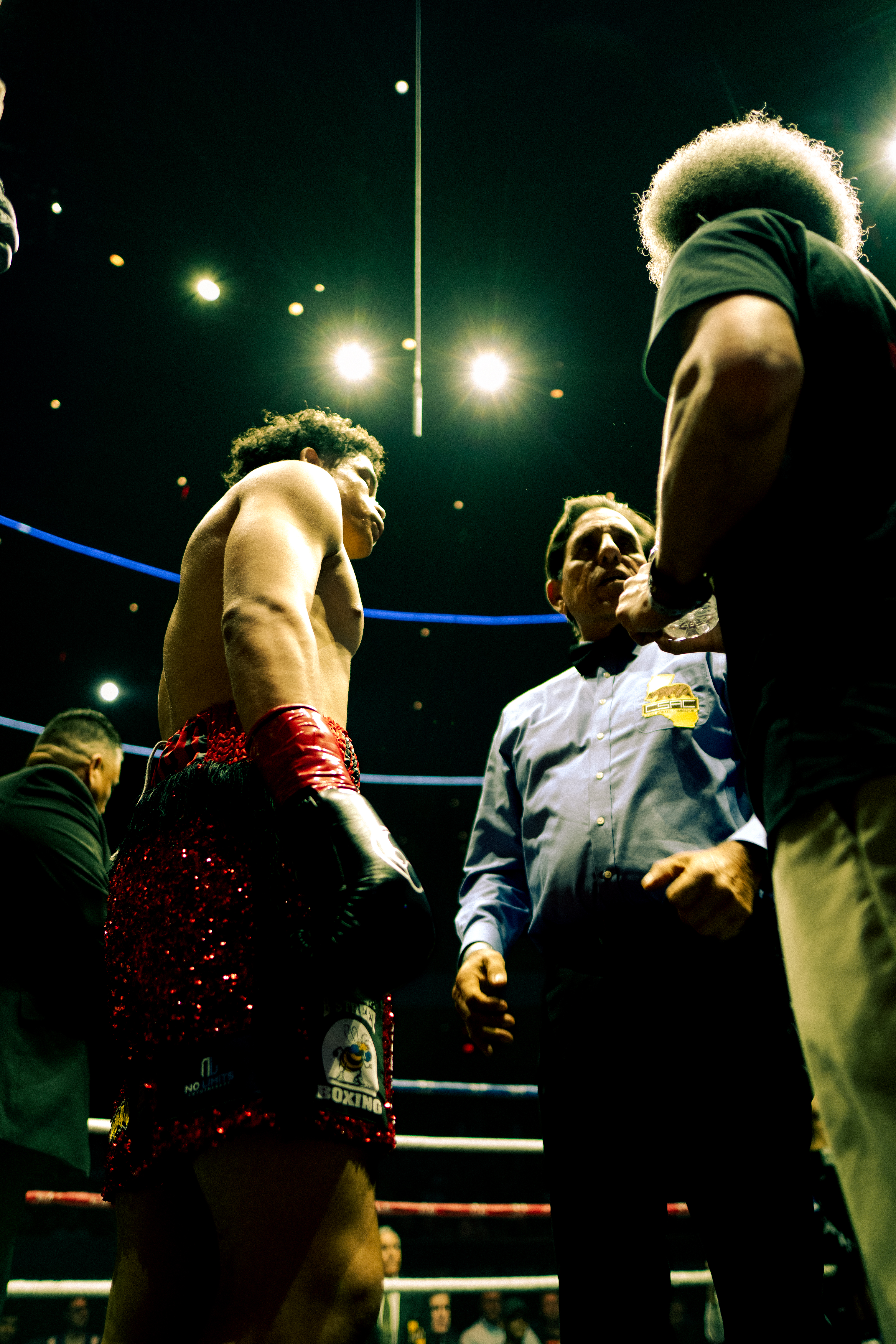 Corner instructions under the ring lights